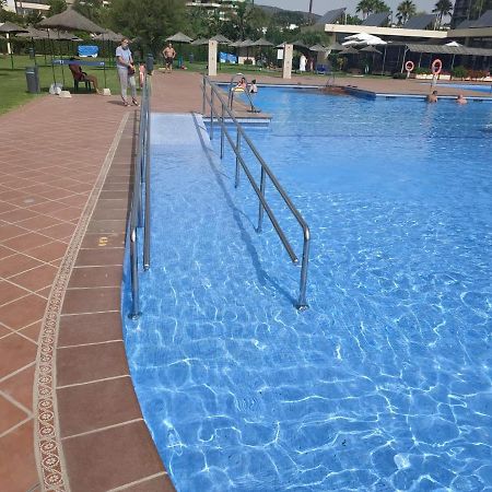 Luxury House 110 M2 On The Beach, Pool, Parking توريمولينوس المظهر الخارجي الصورة